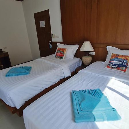 Pipikuku Hotel & Restaurant Patong Exteriör bild