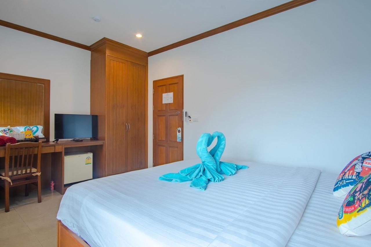 Pipikuku Hotel & Restaurant Patong Exteriör bild